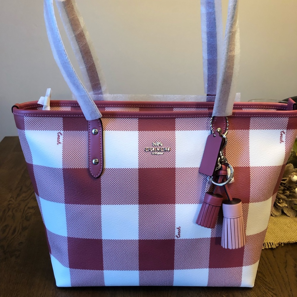 Coach tote and fob NWT